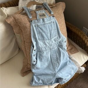 Levi’s Jean Shortalls